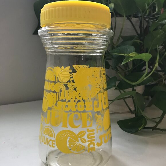 Vintage Anchor Hocking Glass Juice Carafe or Pitcher Yellow Lemon Motif - Picture 1 of 5